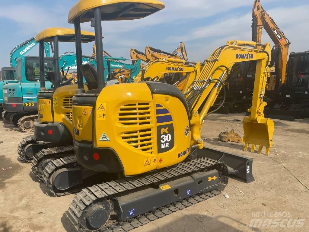 Komatsu PC30 Minigrävare < 7t