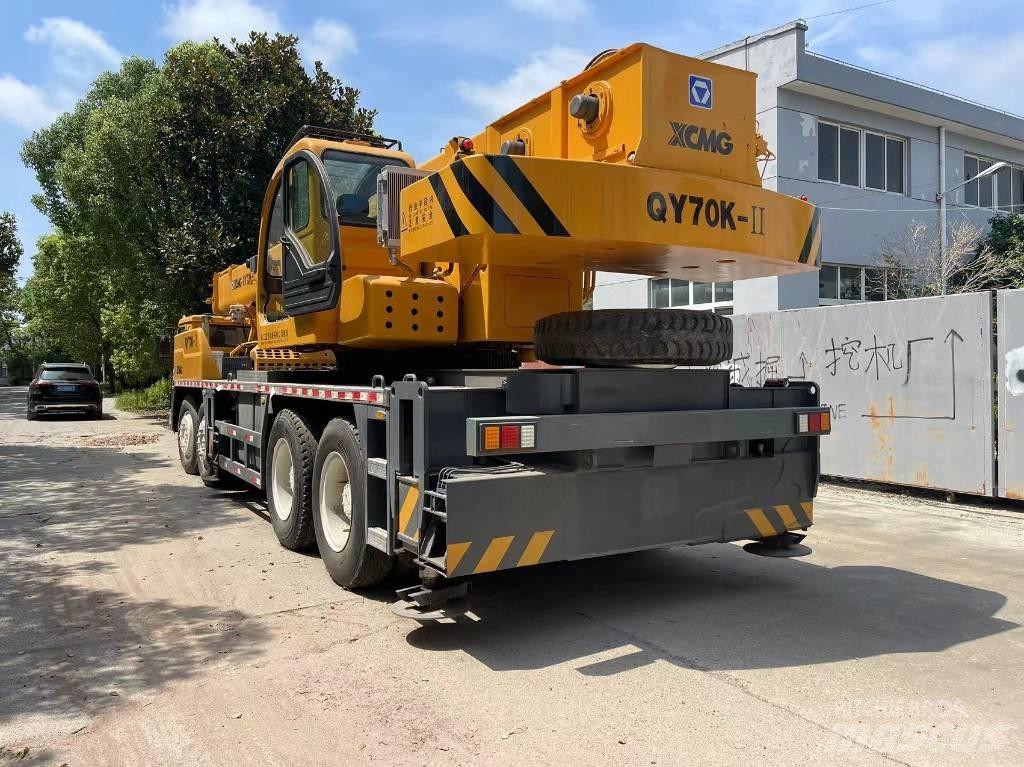 XCMG QY70K-II Lyftblock, vinschar och materialhissar
