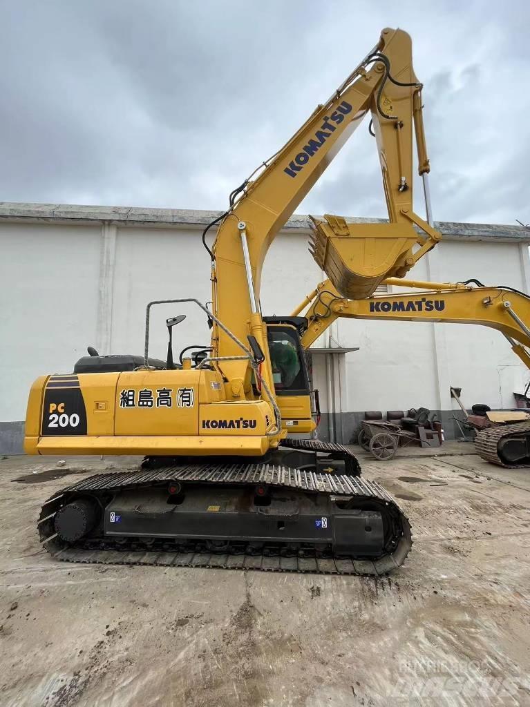 Komatsu PC 200-8N1 Bandgrävare