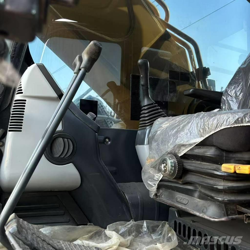 Komatsu 450 Bandgrävare