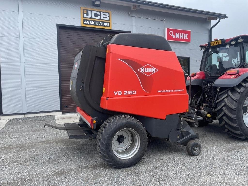 Kuhn VB 2160 OC 23 Rundbalspressar