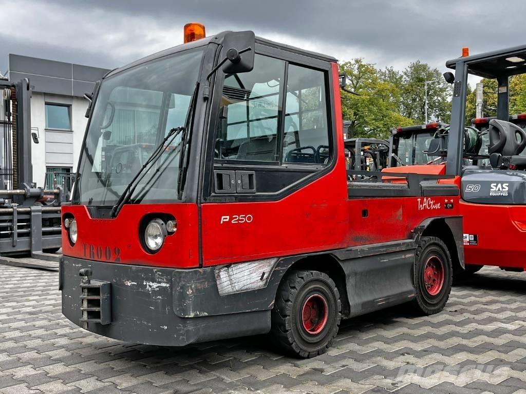Linde P 250 Dragtruck