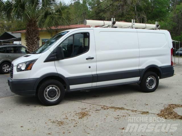 Ford T250 Skåpbilar