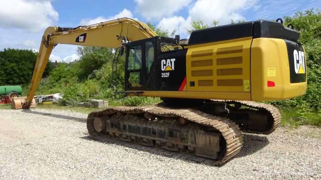 CAT 352 F Long Reach Bandgrävare