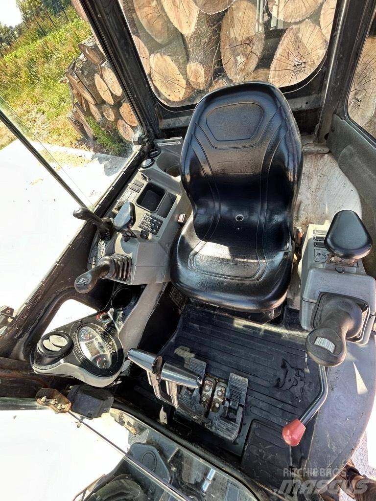 Bobcat E 25 Minigrävare < 7t