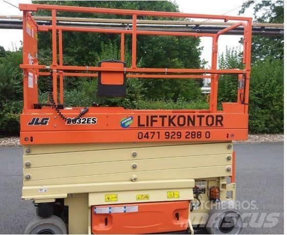 JLG 2632 ES Saxliftar