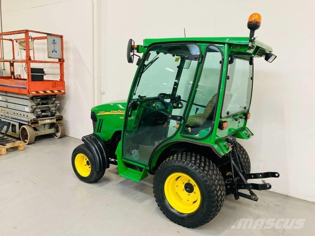 John Deere 2320 Kompakttraktorer