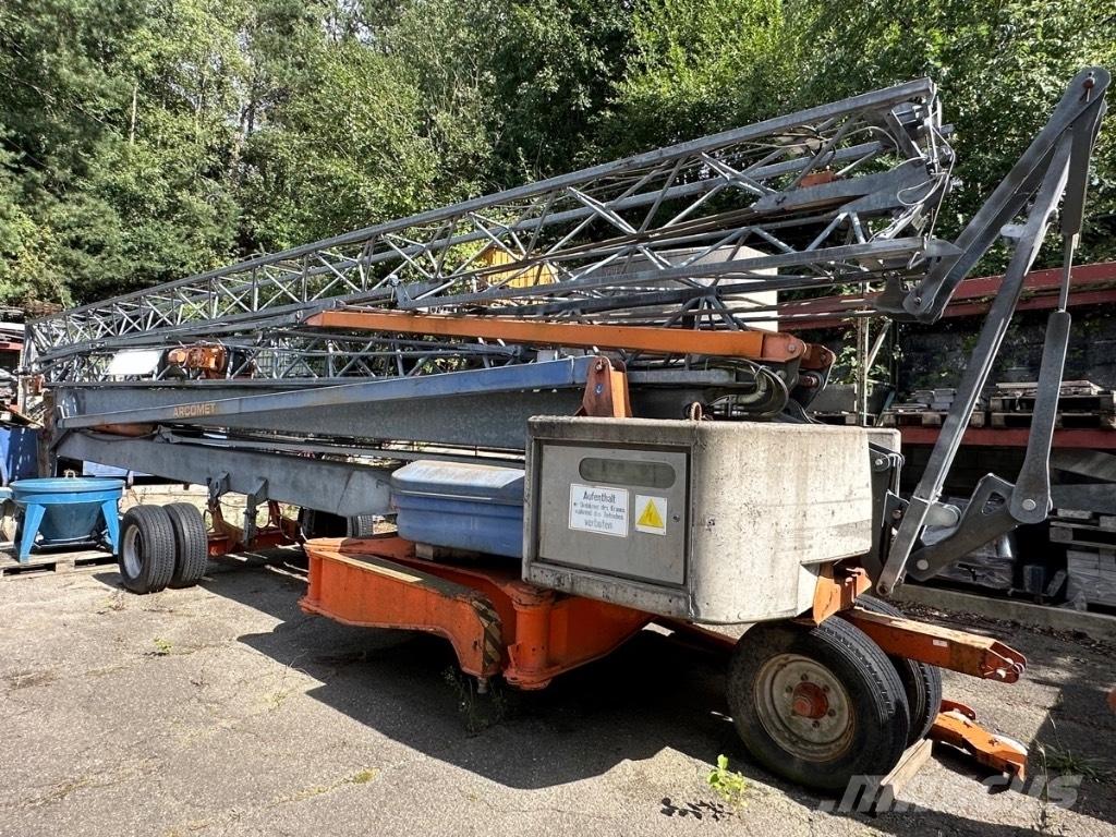 Comedil CBR 32 Plus Självstående kranar