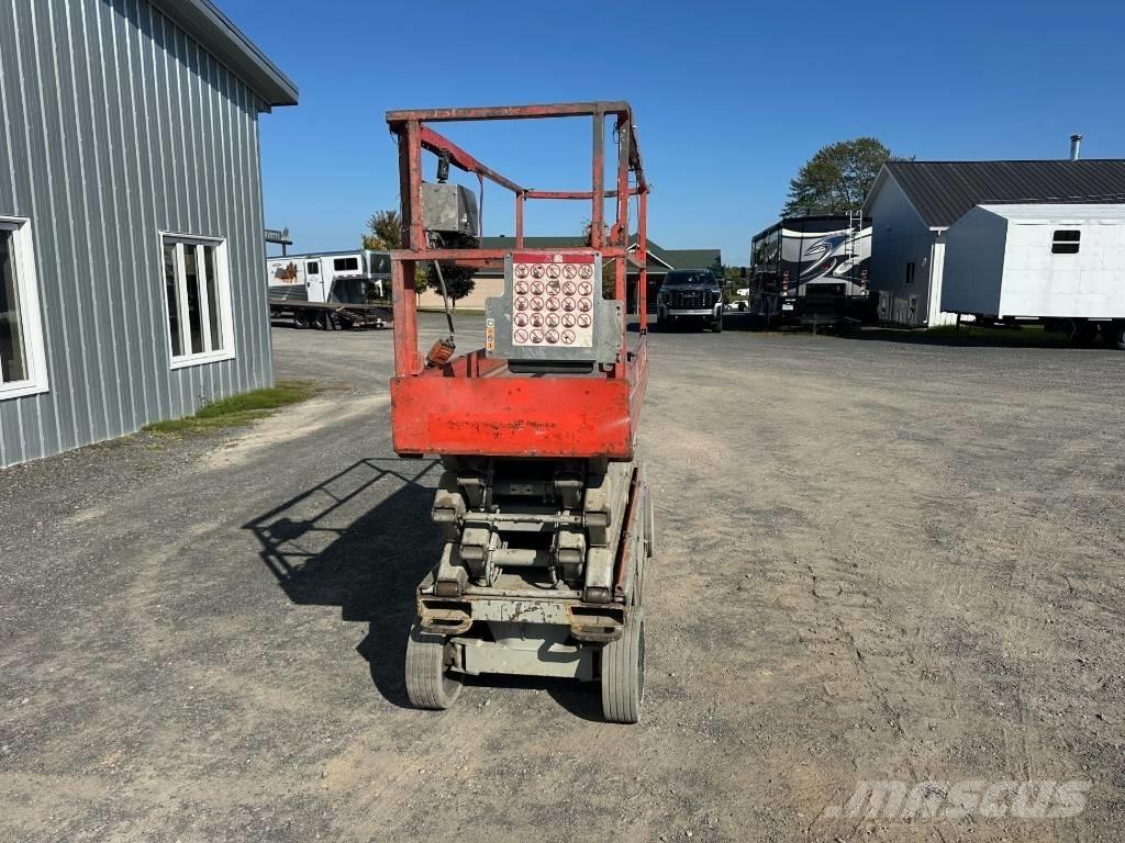 SkyJack SJ 3226 Saxliftar