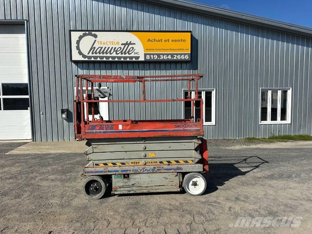 SkyJack SJ 3226 Saxliftar