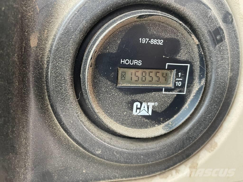 CAT M 318 C MH Avfalls / industri hantering