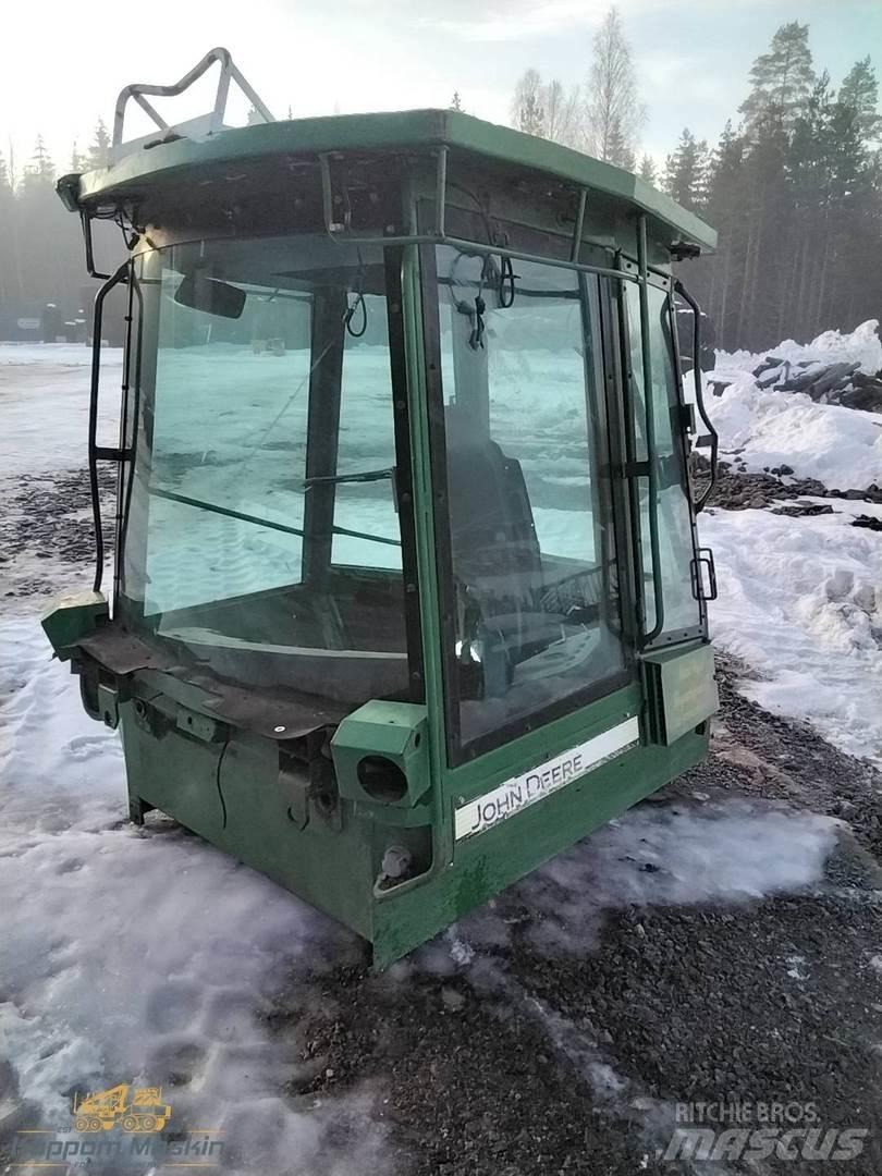 John Deere 1710 Hytter och interiör