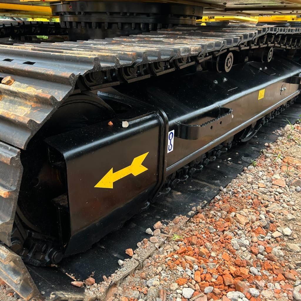 CAT 320D2L Bandgrävare