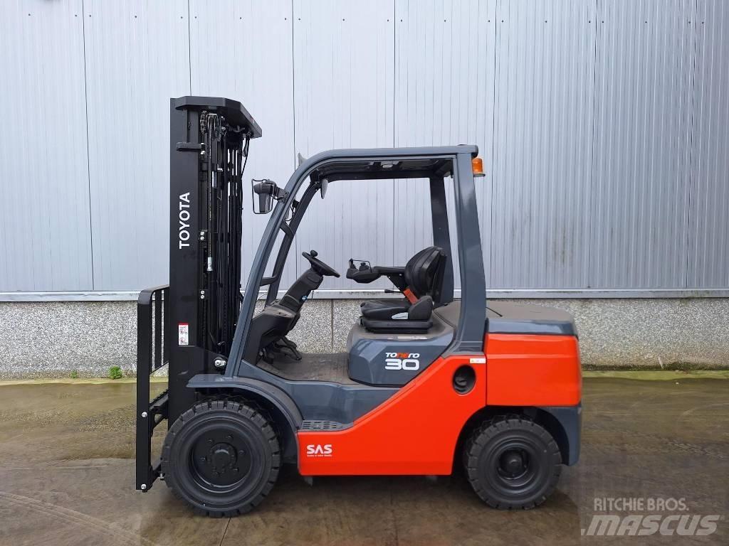 Toyota 52-8 FD F 30 Dieselmotviktstruckar