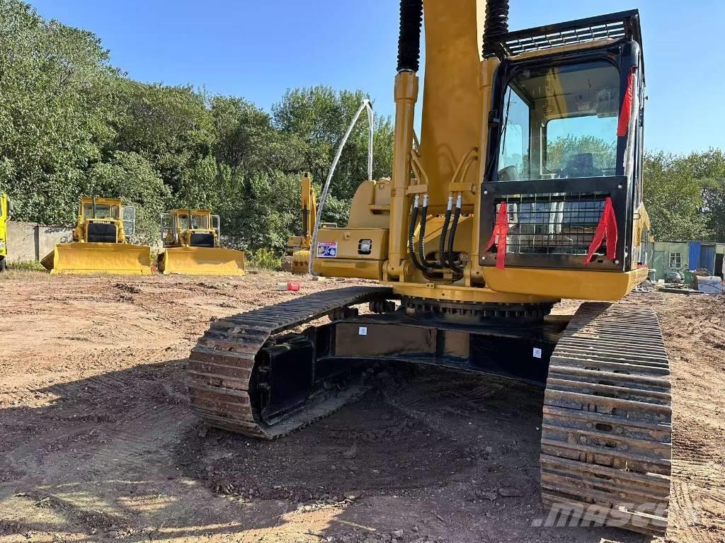 CAT 330 C L Bandgrävare
