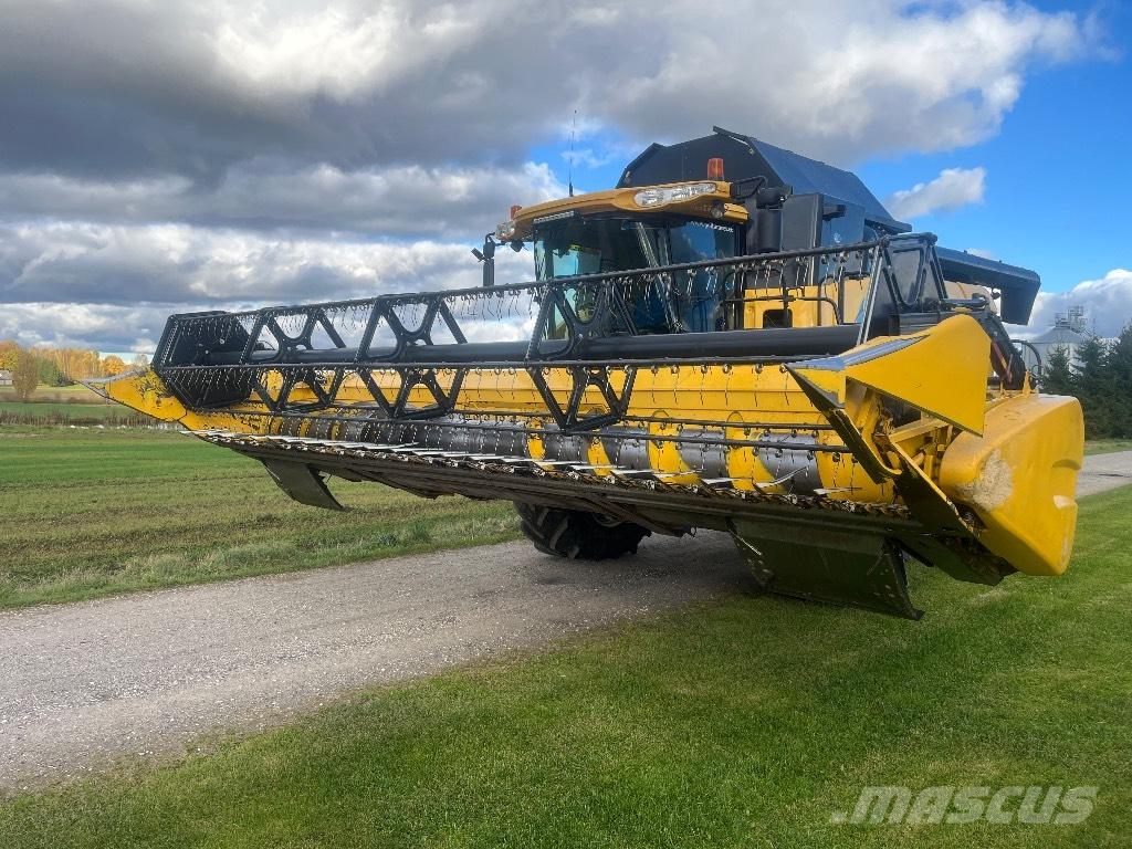 New Holland CX 8080 Skördetröskor