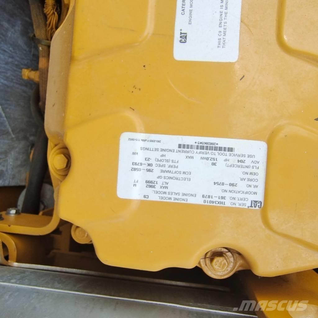 CAT 336 D2L Bandgrävare