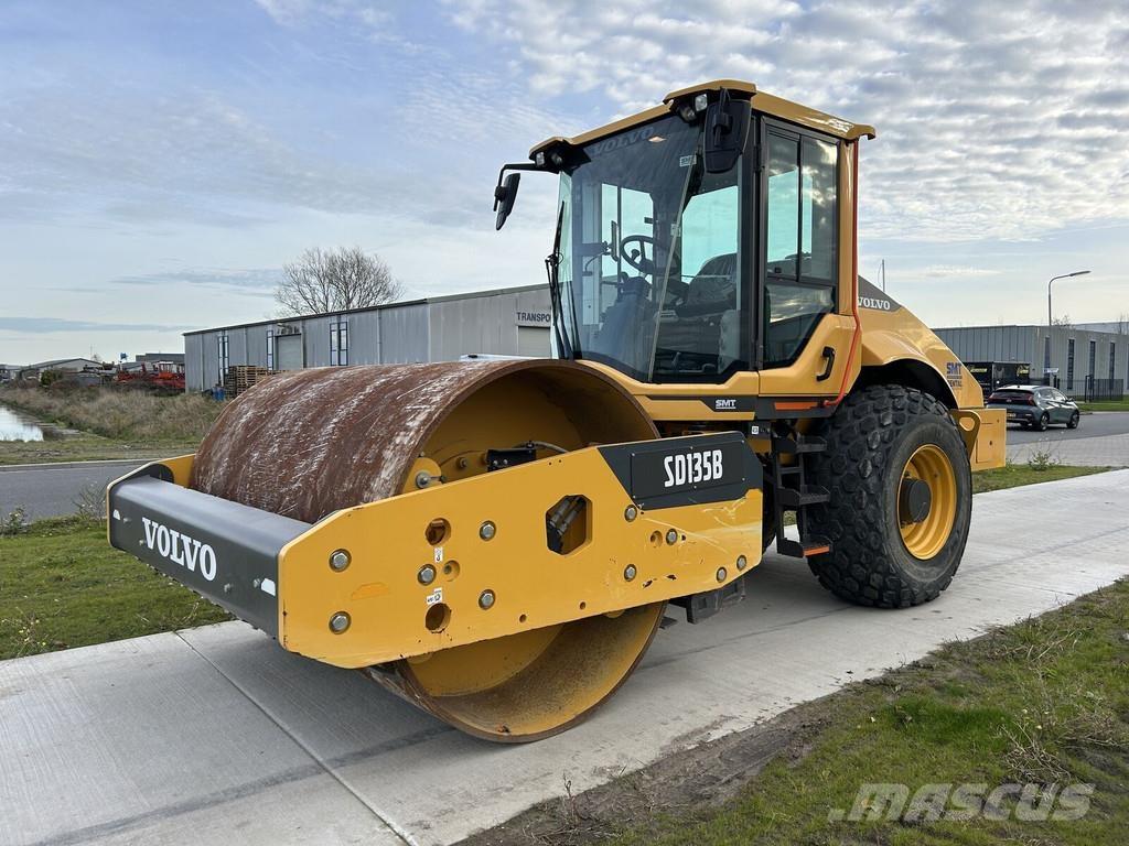 Volvo SD135B Envalsvältar