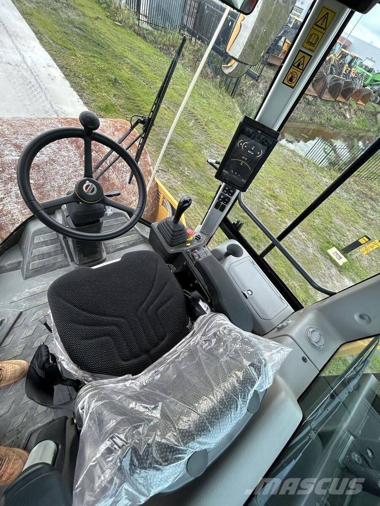 Volvo SD135B Envalsvältar