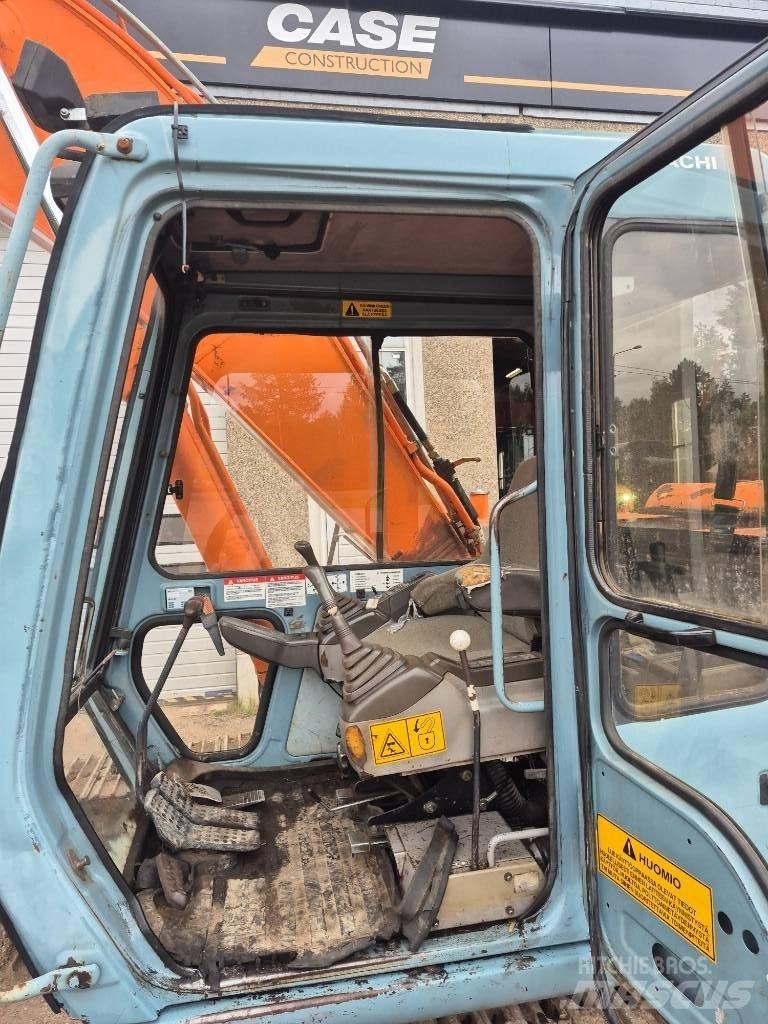 Hitachi EX 200-3 Bandgrävare