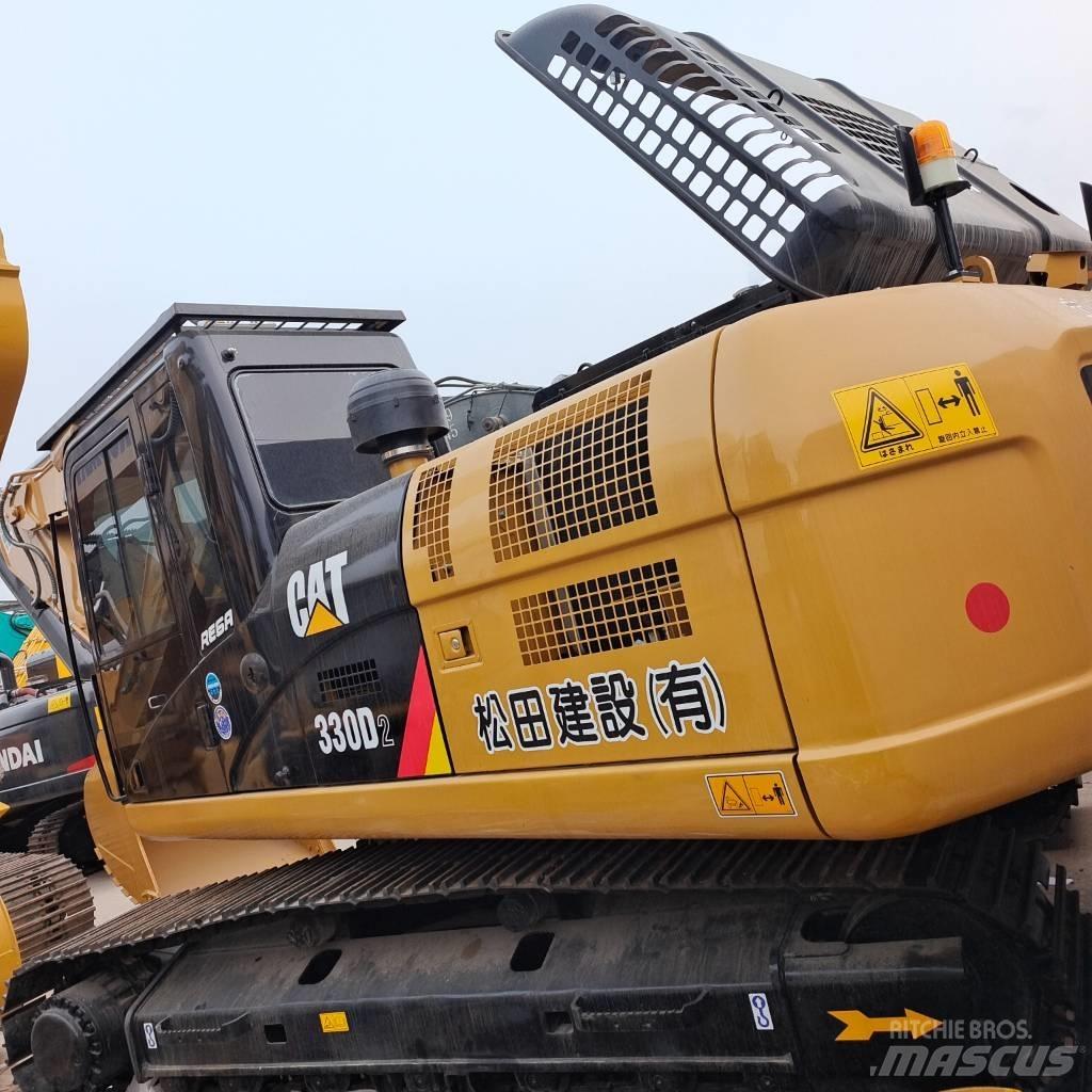 CAT 330 D Bandgrävare
