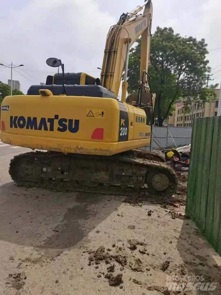 Komatsu pc200-8 Bandgrävare