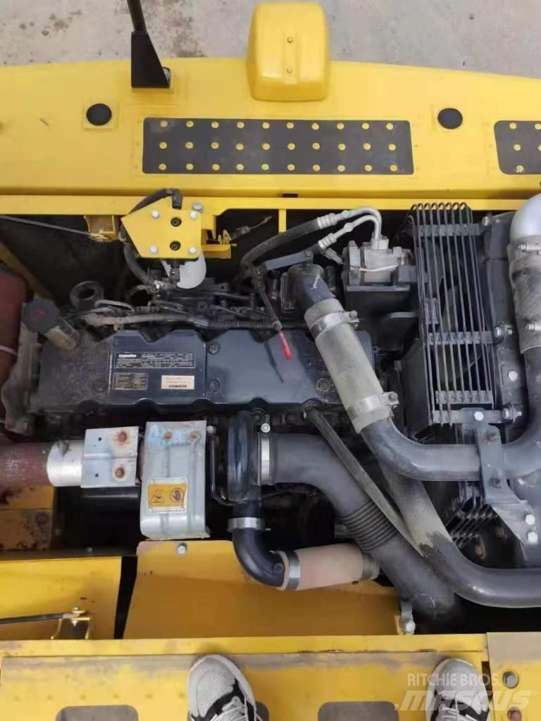 Komatsu pc200-8 Bandgrävare
