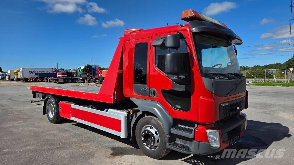 Volvo FL 250 4X2 Flak-/vinschlastbilar