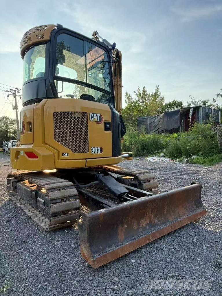 CAT 303 CR Minigrävare < 7t