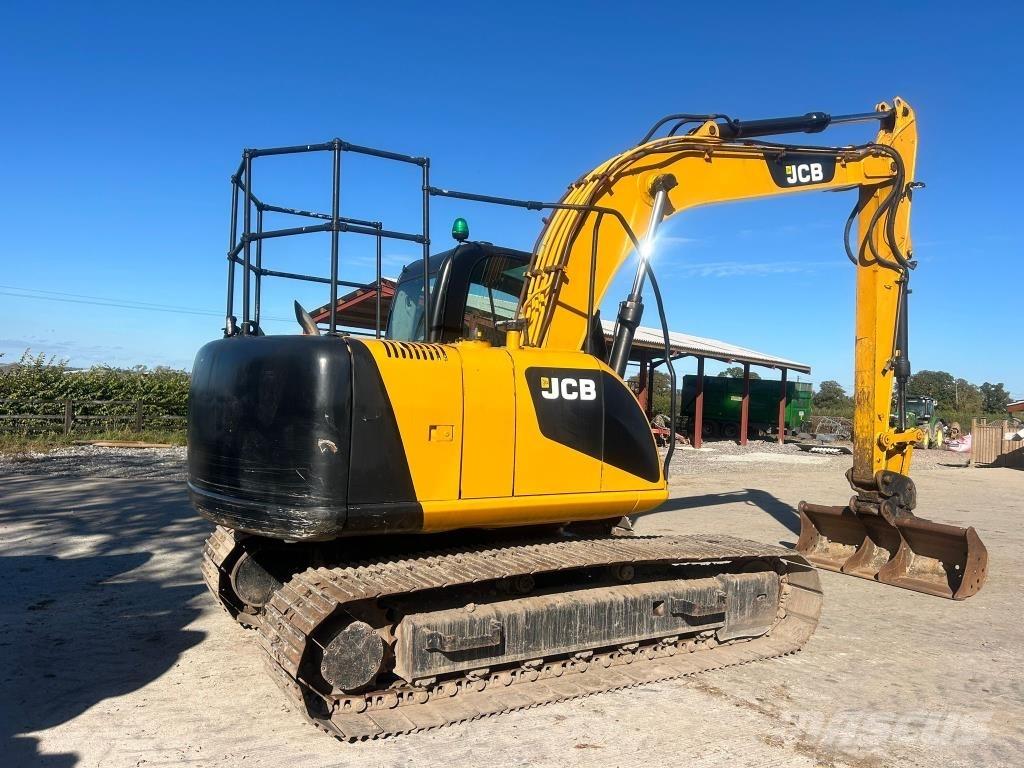 JCB JS 130 LC Bandgrävare