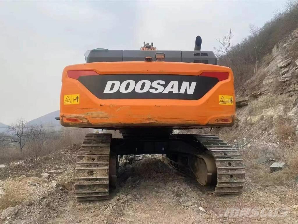 Doosan DX 500 LC Bandgrävare