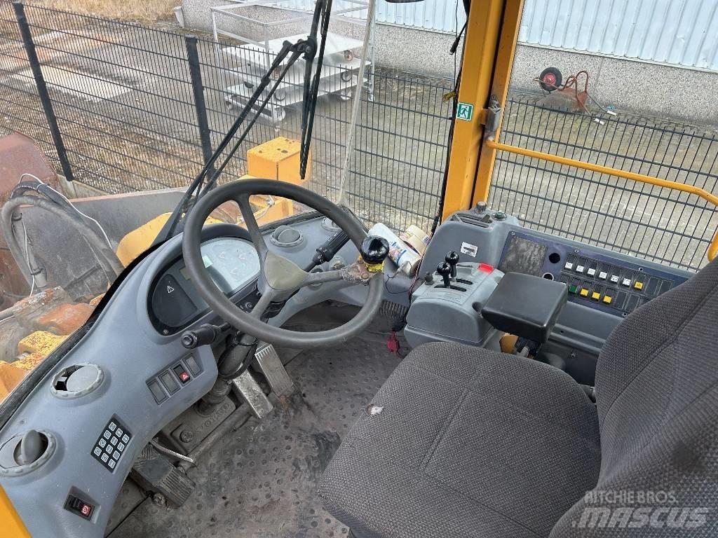 Volvo L 220 E Hjullastare