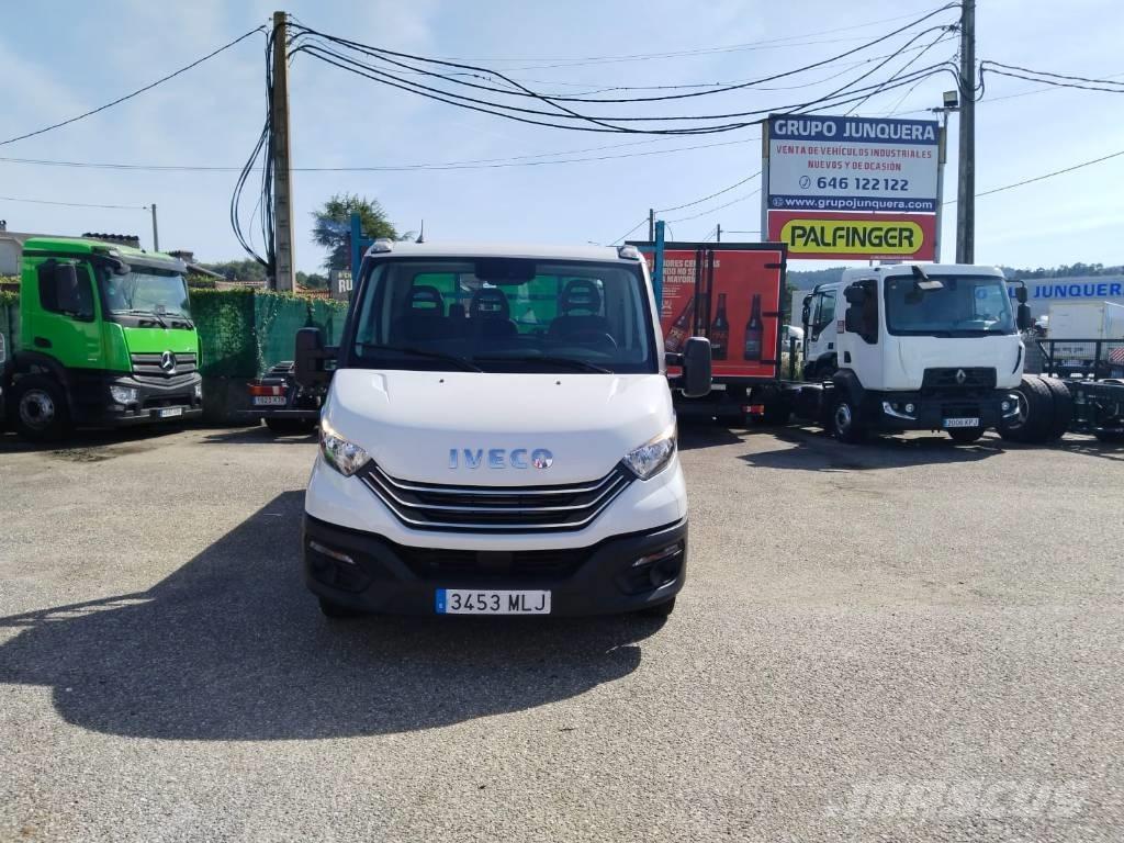 Iveco DAILY 35C16 Flakbilar/Pickuper