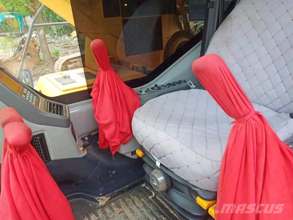 Komatsu PC 450-7 Bandgrävare