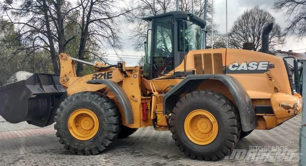 CASE 821 E Hjullastare