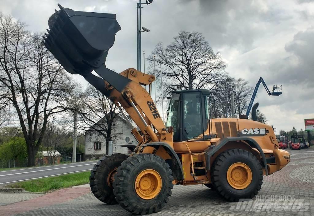 CASE 821 E Hjullastare