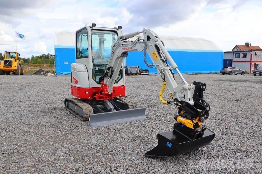 Takeuchi TB325R Minigrävare < 7t