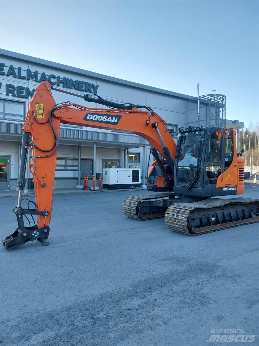 Doosan DX 140LCR 7 Bandgrävare