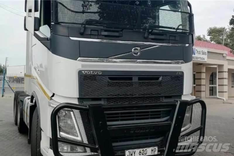 Volvo FH440 Övriga bilar