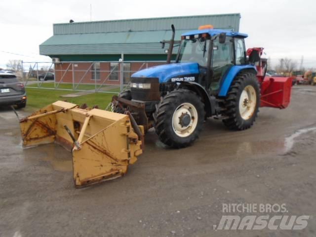 New Holland TM 125 Traktorer