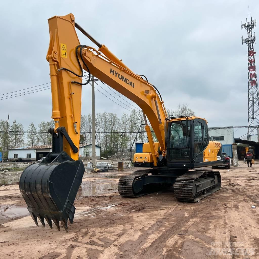 Hyundai R220LC-9 Bandgrävare