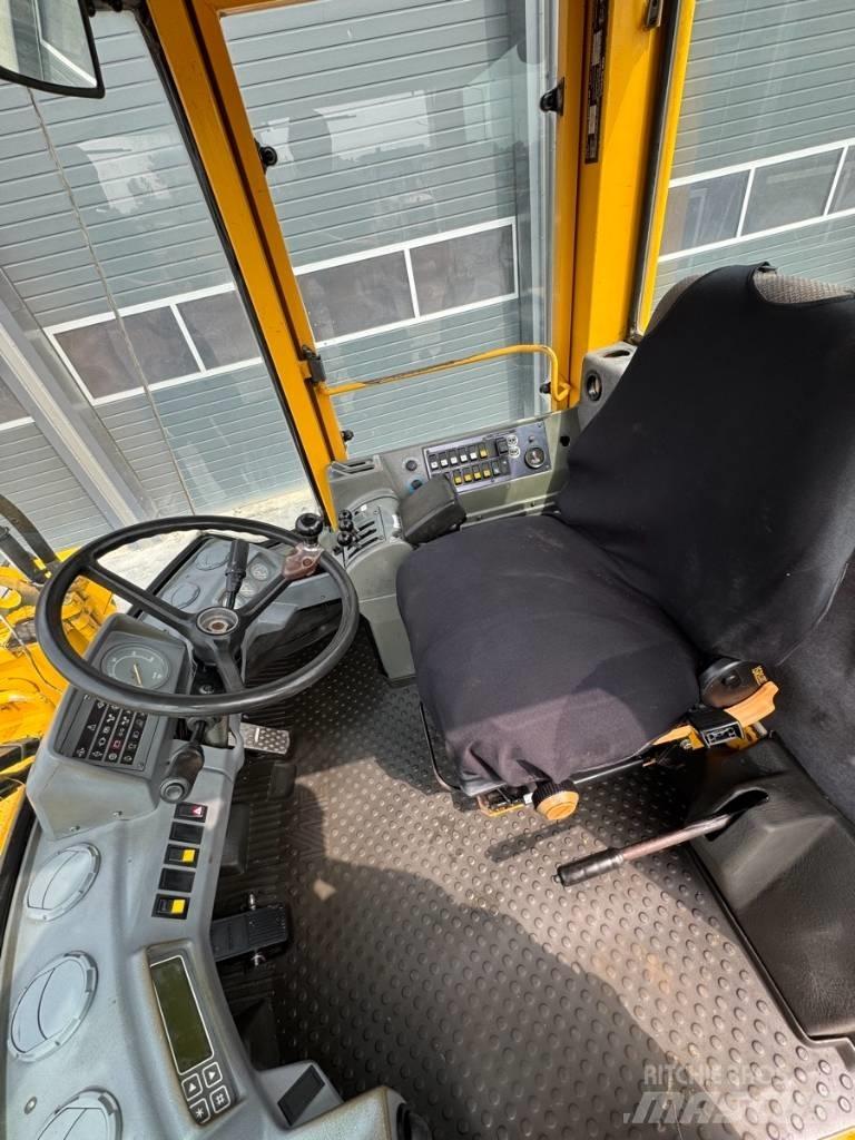 Volvo L90B Hjullastare