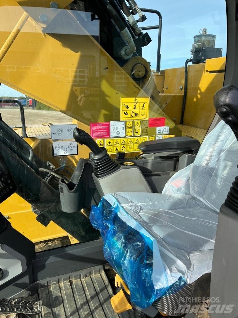 CAT 325 Bandgrävare