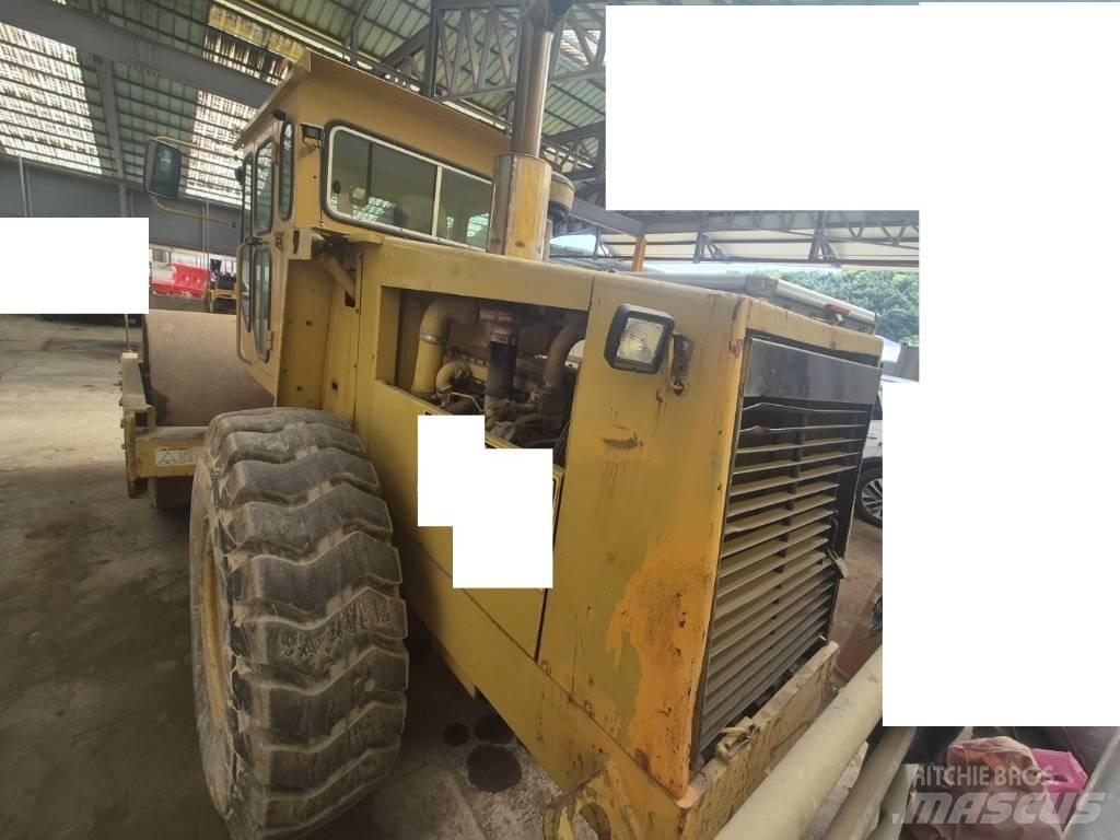 CAT CS 563 Tvåvalsvältar