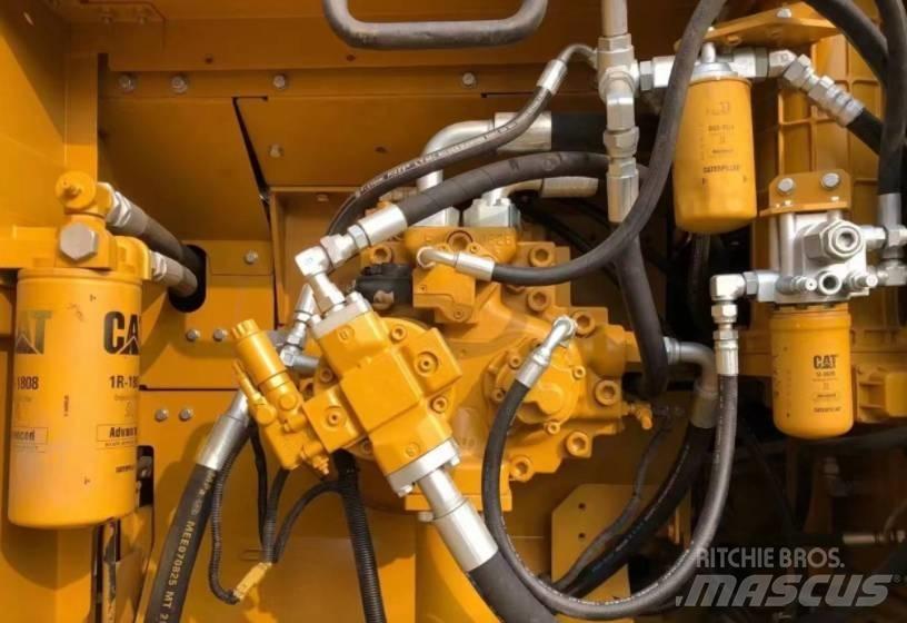 CAT 336D2 Bandgrävare