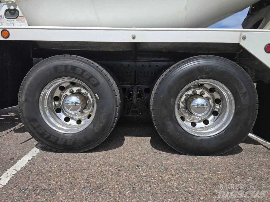 Kenworth T 880 Övriga bilar