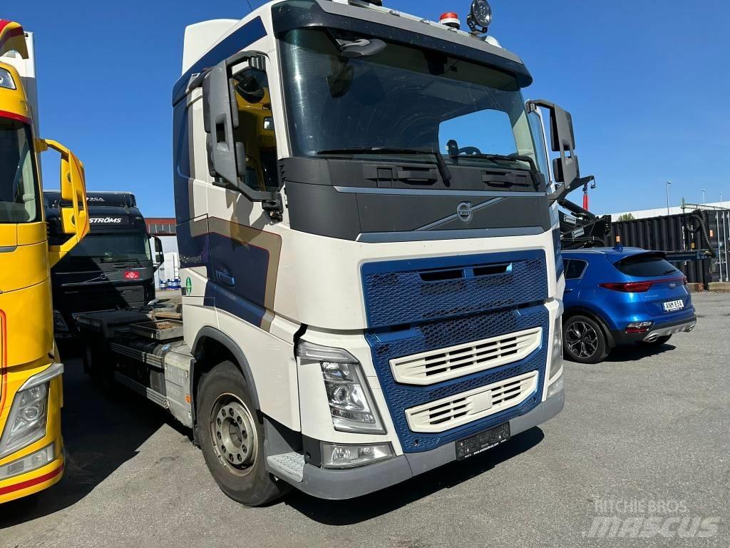 Volvo FH Lastväxlare med kabellift
