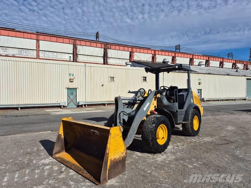 John Deere 204 K Hjullastare