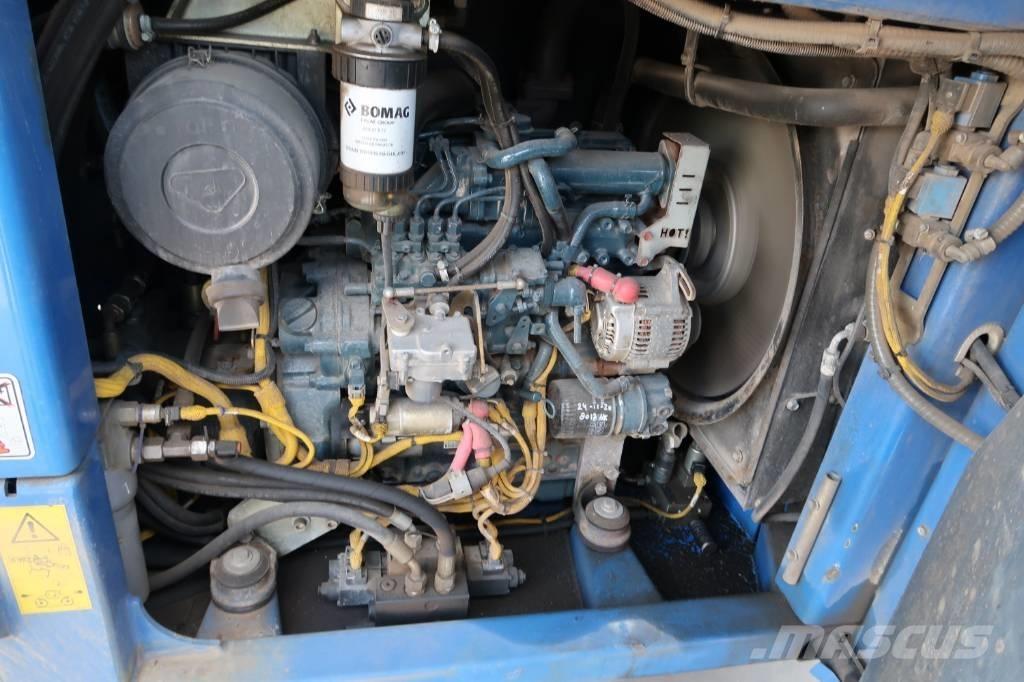 Bomag BW 154 AP-4 Tvåvalsvältar