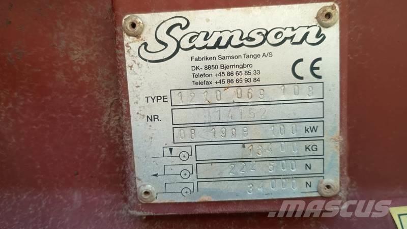 Samson 1210 Fast- och kletgödselspridare